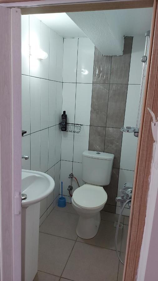Celil Pansiyon Ayvalı Exteriér fotografie